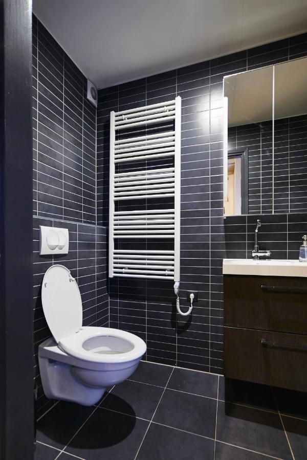 Central Location Yellow-Black Apartment Budapest Luaran gambar